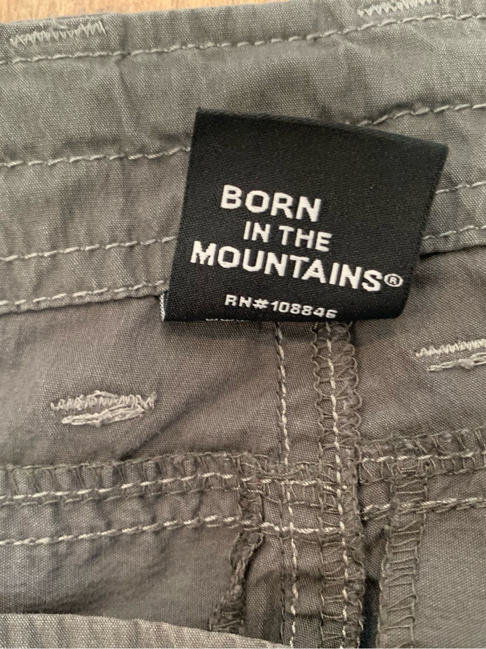 KUHL Casual Cargo Capris - 4 - Picture 5 of 9
